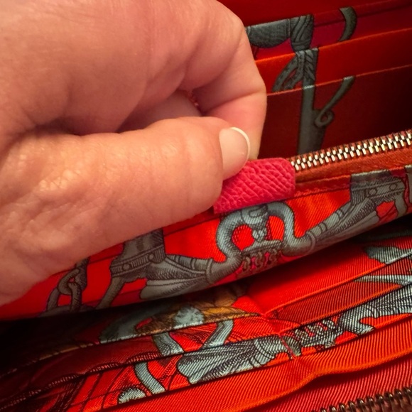 Hermes Orange and Pink Women's Wallet - Picture 8 of 8